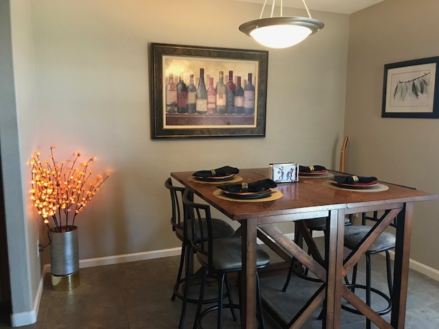 Foto principal - 6651 N Campbell Ave