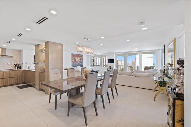Building Photo - 5401 Collins Ave