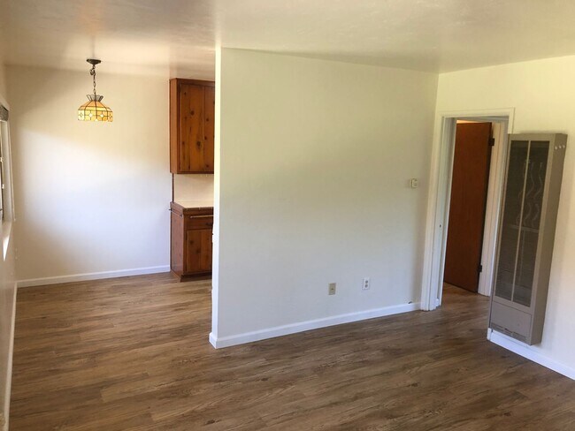 Foto del edificio - Apartment across the street from liberty s...