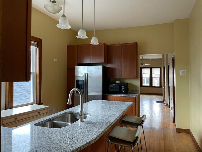 kitchen - 2877 S Throop St