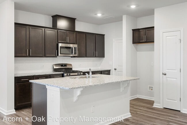 Building Photo - 3 br, 2.5 bath House - 148 Garden Vine Trail