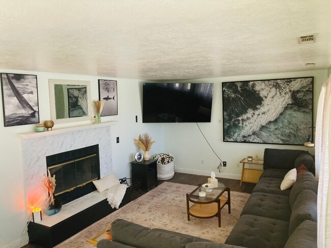 Foto del edificio - 1545 S Ash Creek Dr