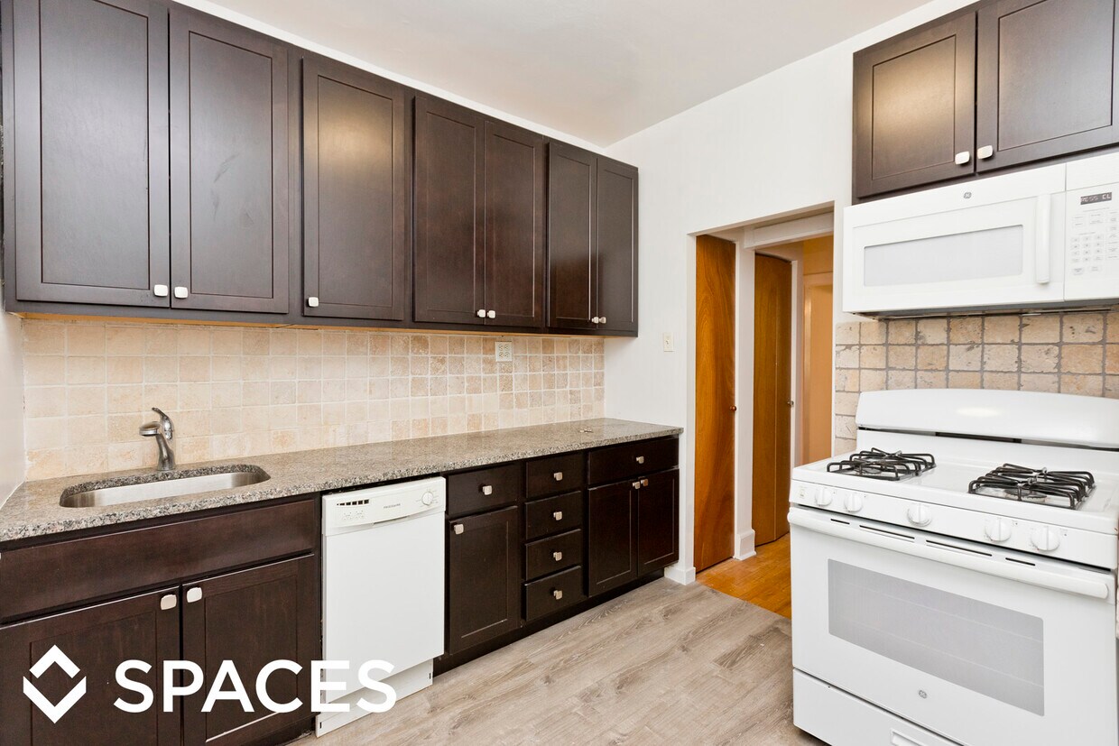 Foto principal - 528 W Surf St