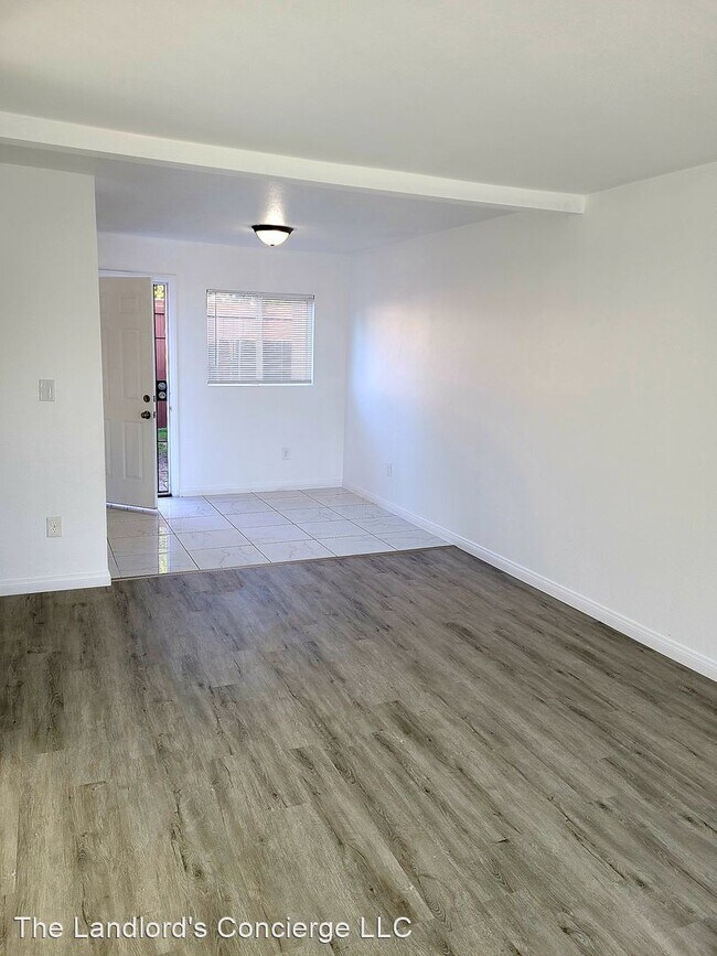 Foto del edificio - 4 br, 2 bath House - 1111 N Lilac Ave