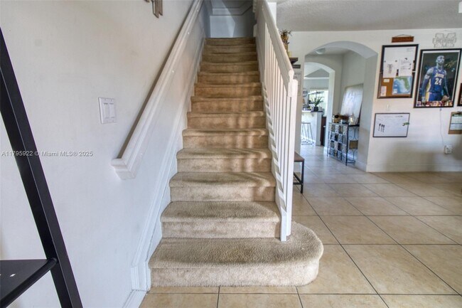 Foto del edificio - 4930 Windward Way