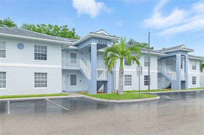 Foto del edificio - 8358 Bernwood Cove Loop