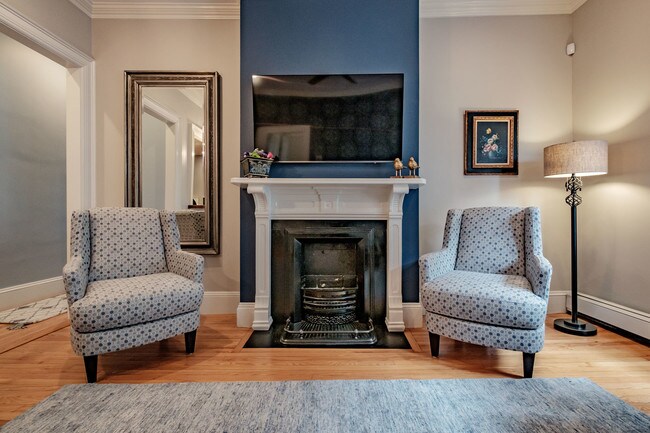 Photo - 72 High St Apartment