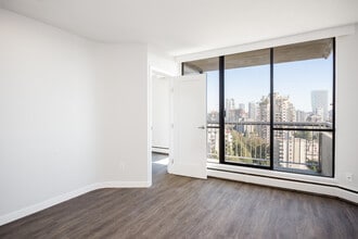 Building Photo - 1265 Burnaby St