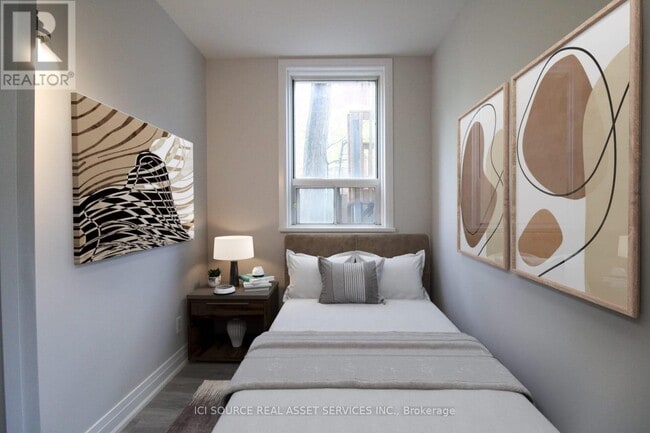 Building Photo - 291 Stewart St