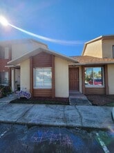 Building Photo - 5140 La Mancha Ct