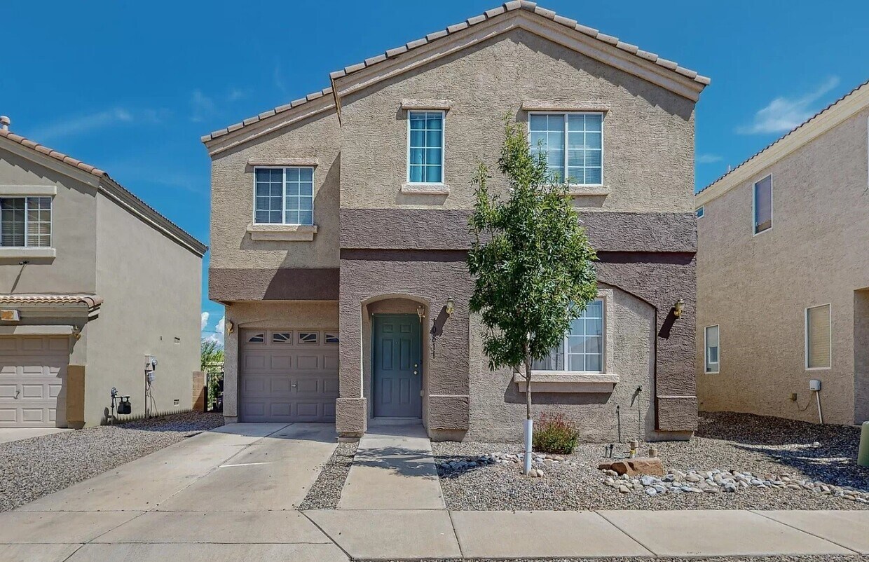 Primary Photo - 10811 Jicama Way SE