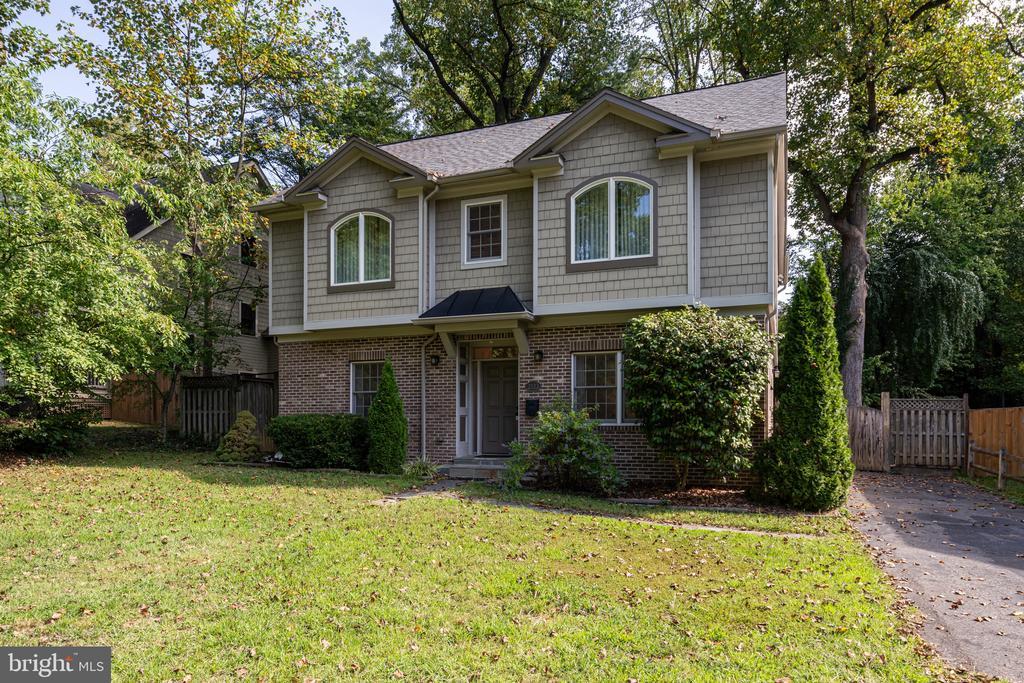 Primary Photo - 2123 Grayson Pl