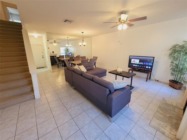 Foto del edificio - 2942 Holly Hall St