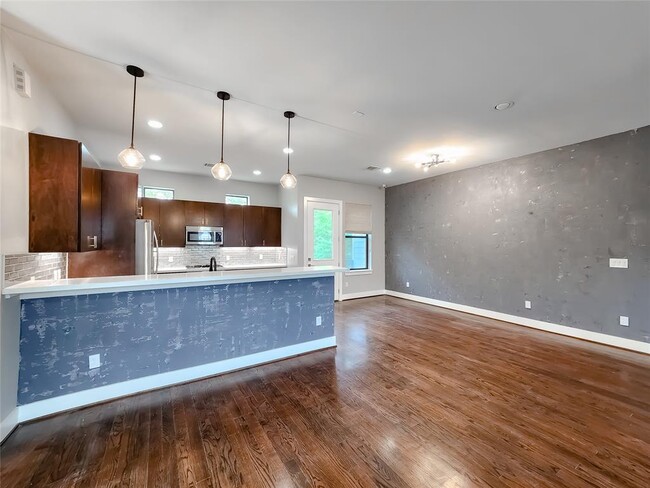 Foto del edificio - 2424 Hadley St