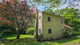 Building Photo - 180 Shoddy Hollow Rd