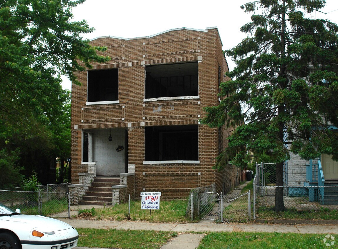 3819 S Drummond St, East Chicago, IN 46312 Apartments in East Chicago, IN
