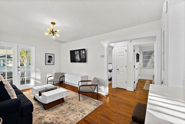 Building Photo - 116 San Marco Ave