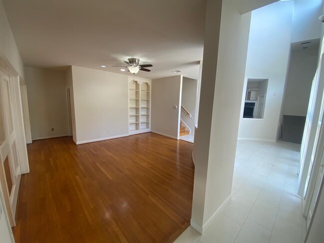 Building Photo - 11840 Taylorcrest Rd