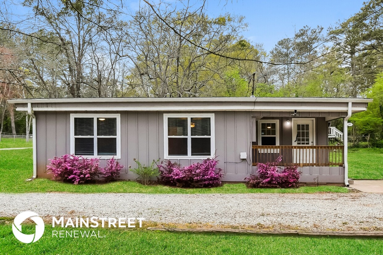 Primary Photo - 185 Forest Rd