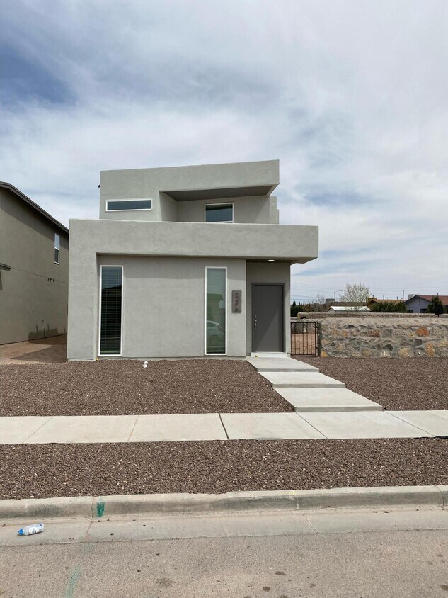 236 Lago Maggiore, Horizon City, TX 79928 House Rental in Horizon