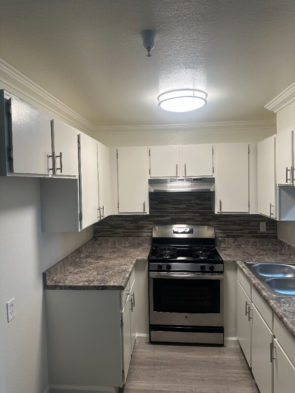 Foto del edificio - 5811 Tujunga Ave