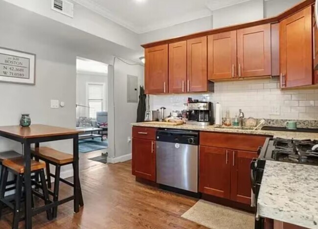 Foto del edificio - 47 Beech Glen St