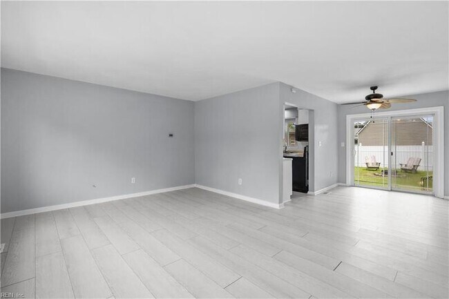 Building Photo - 528 Lavender Ln