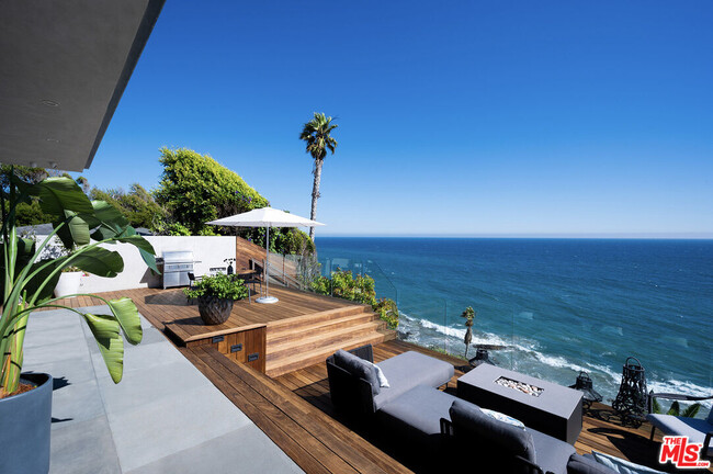 Building Photo - 33428 Pacific Coast Hwy
