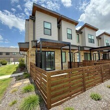 Building Photo - 870 Cavitt Ct