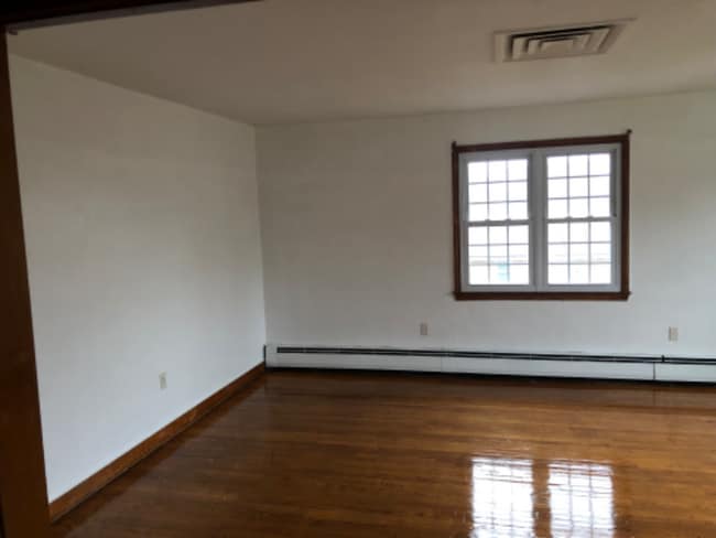 Building Photo - 141 Daly Ave