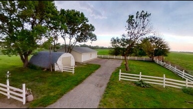 Building Photo - 75192 County Rd 433