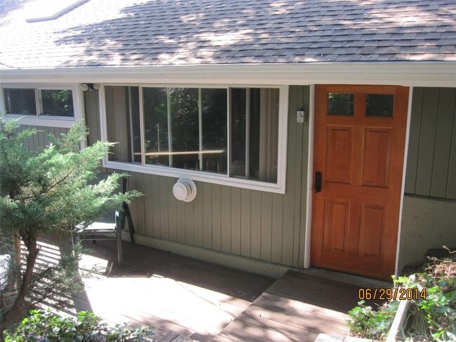 Building Photo - 909 US-9W