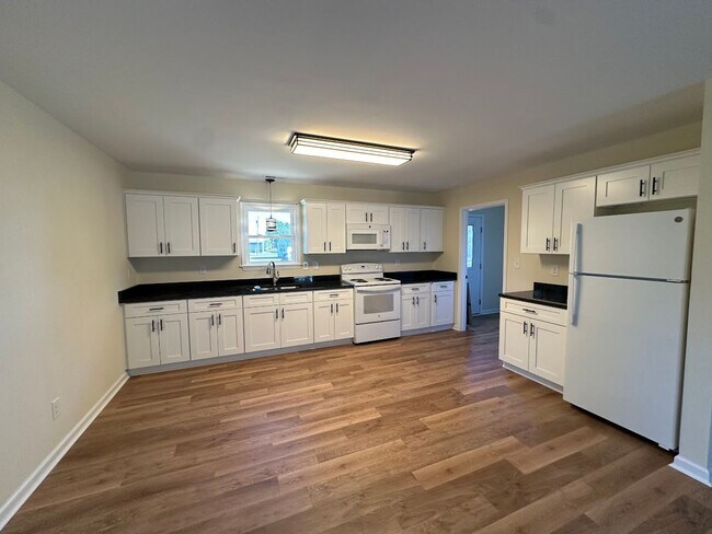 Foto del edificio - Did you say BRAND NEW