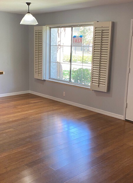 Foto del edificio - 18232 Parkview Ln