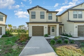 Building Photo - 2047 E Landings Wy