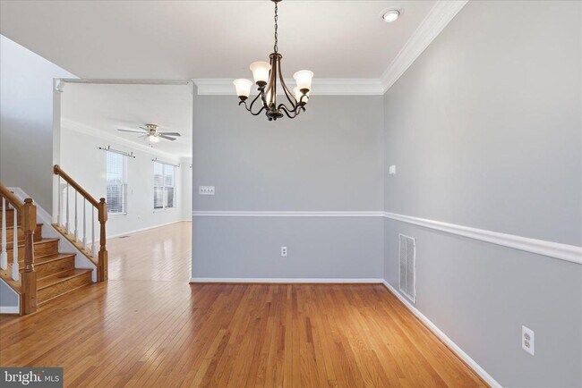 Foto del edificio - 8731 Farnham Way