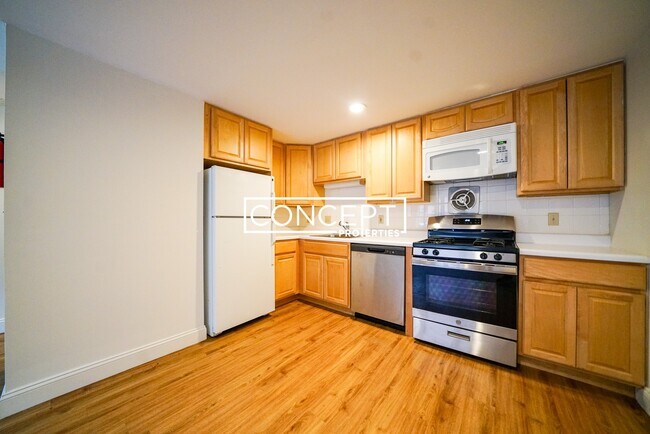 Foto del edificio - 117 W Concord St