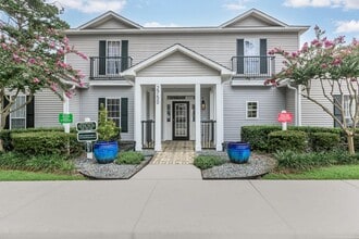 Building Photo - Arbor View