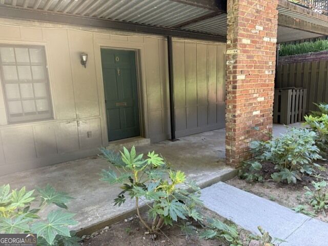 Building Photo - 3095 Colonial Way