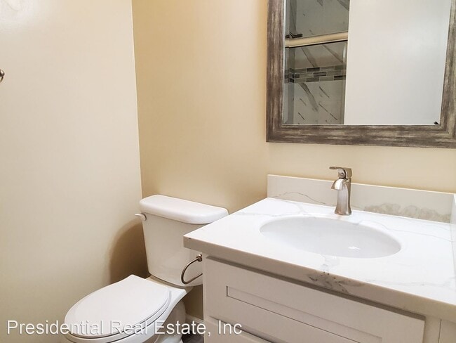 Building Photo - 3 br, 2 bath House - 156 Lonetree Ct