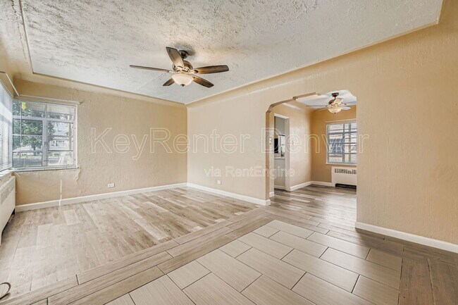 Foto del edificio - 4825 W 14th Ave