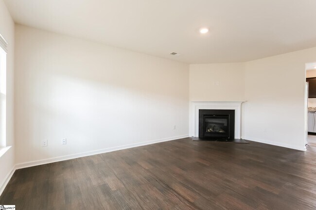Building Photo - 224 Bracken Wds Wy