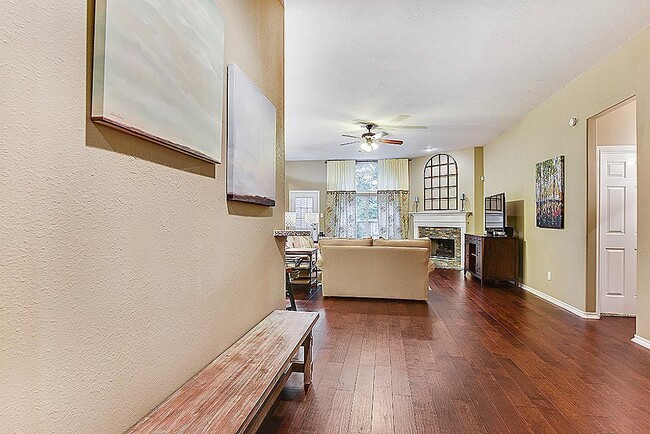 Foto del edificio - 6 N Queenscliff Cir