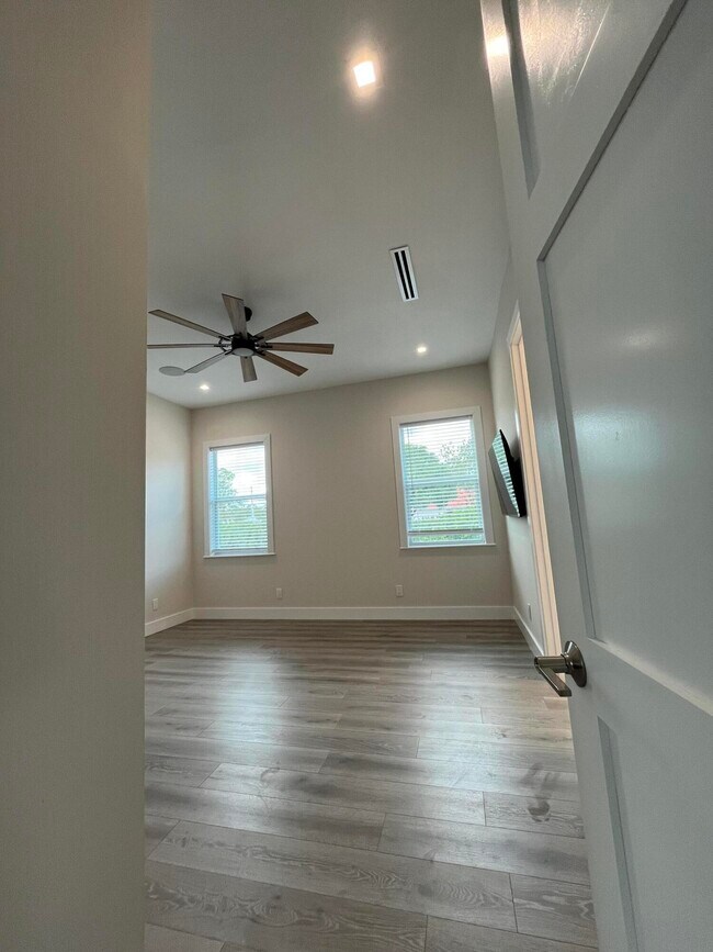 Foto del edificio - 17431 69th St N