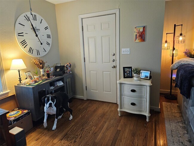 Foto del edificio - 6509 Corbin St