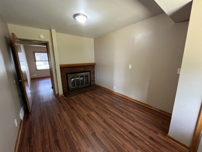 Foto del edificio - 4018 Redick Ave