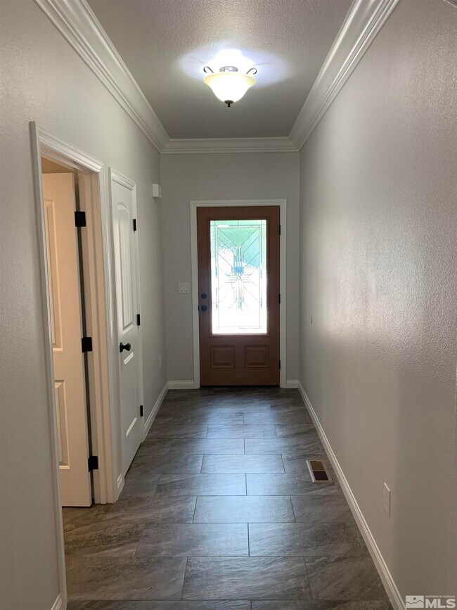 Foto del edificio - 688 Anderson St