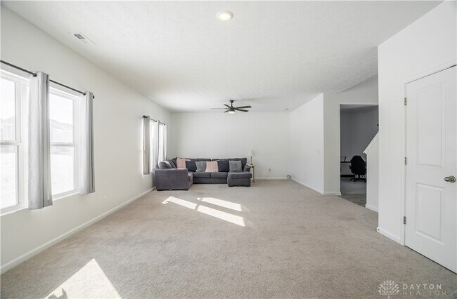 Foto del edificio - 1018 Redwood Rd