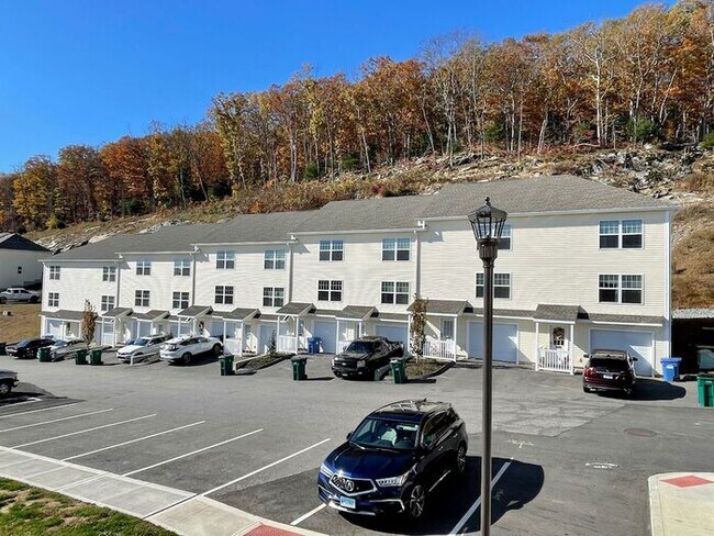 Foto del edificio - 1104 River View Ln