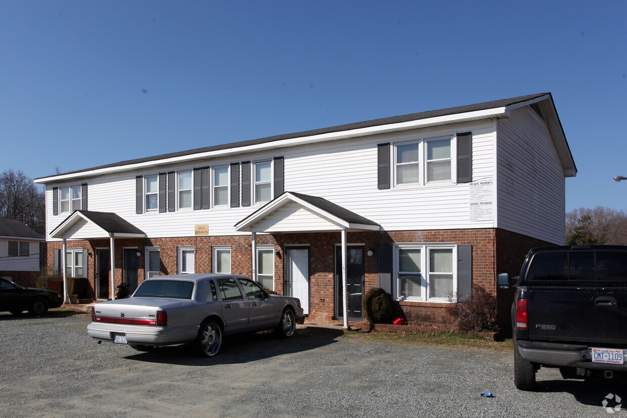 Foto principal - Oakview Apartments